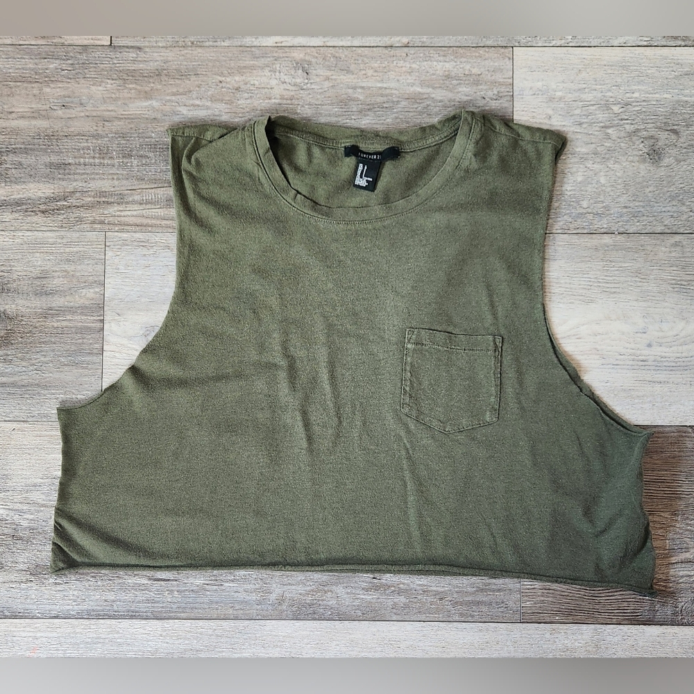 Forever 21 Olive Green Cropped Muscle Tank Top